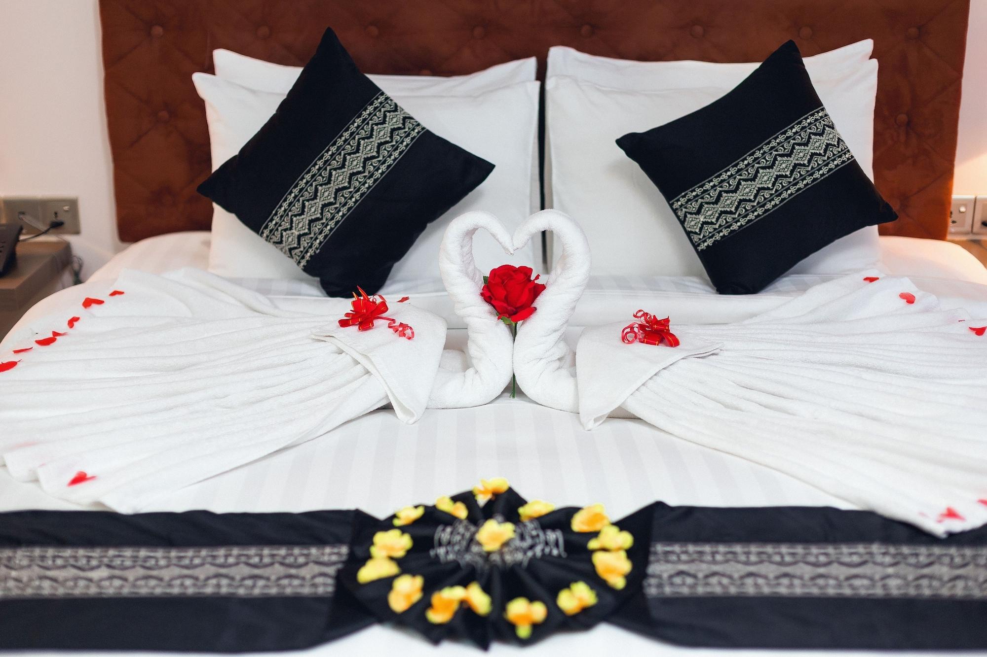 Elegant Pyi Thar Yar 3* Yangón