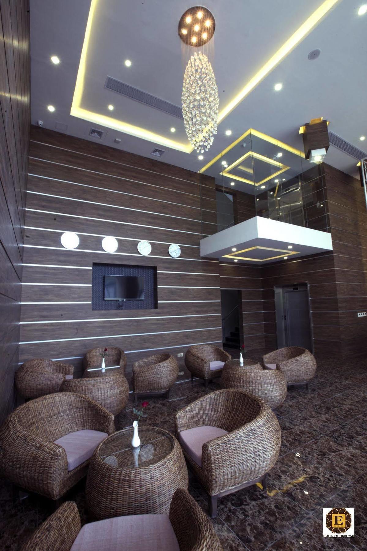 Hotel Elegant Pyi Thar Yar Yangón